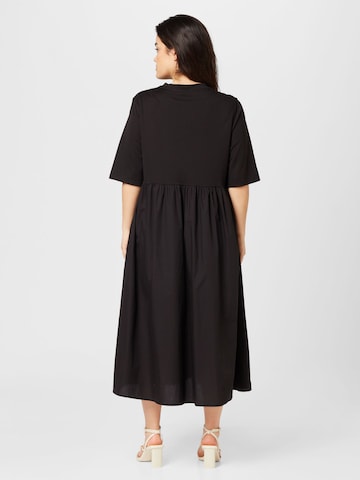 Selected Femme Curve Šaty 'SAGA' – černá