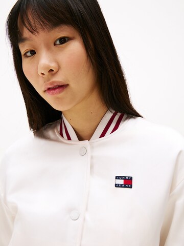 Veste mi-saison Tommy Jeans en blanc