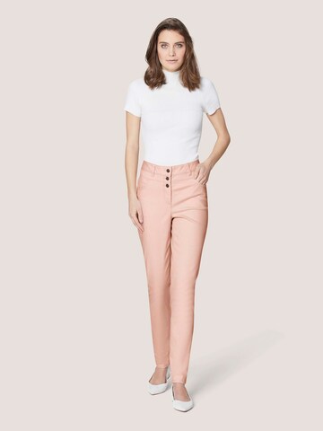 MADELEINE Regular Jeans in Pink