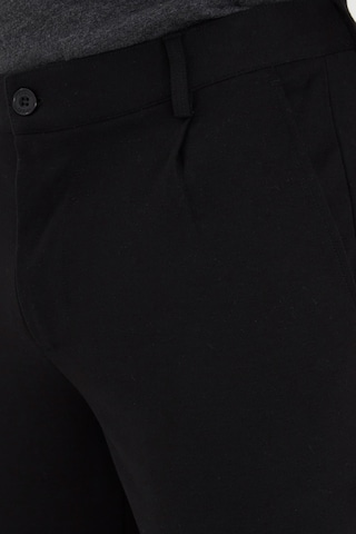 Casual Friday Slimfit Stoffhose 'Joris' in Schwarz