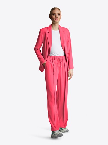 Wide leg Pantaloni con piega frontale di Rich & Royal in rosso