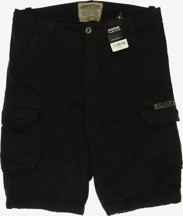ALPHA INDUSTRIES Shorts in 34 in Black: front