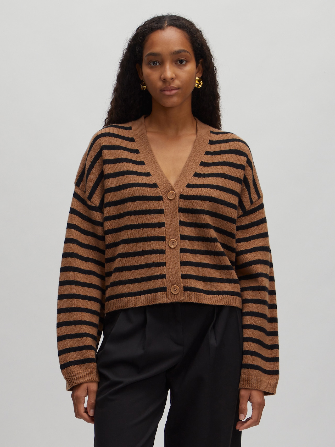 EDITED Produkte Strickjacke 'Edana' braun