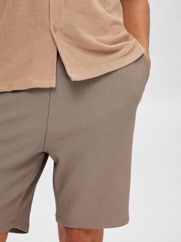 SELECTED - regular Pantalón en gris