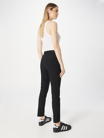 Coupe slim Pantalon chino GAP en noir