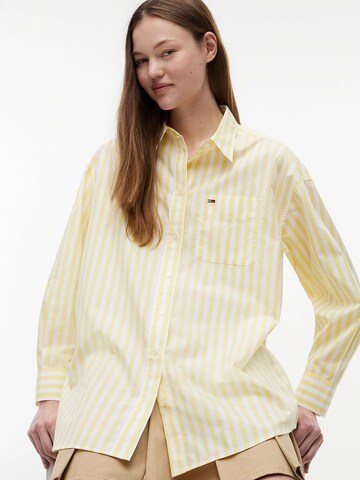 Tommy Jeans Bluse 'Essential' in Gelb: Vorderseite