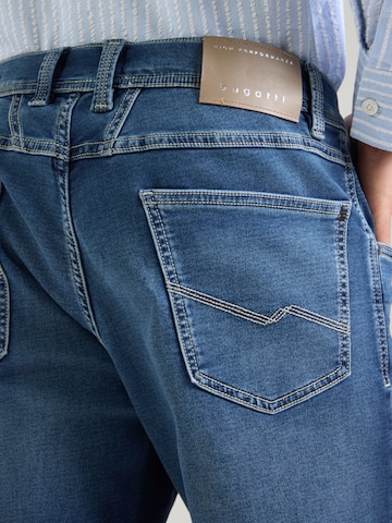 regular Jeans di bugatti in blu