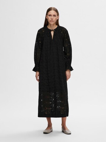 Robe SELECTED FEMME en noir : devant