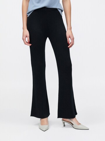 Calvin Klein Jeans Flared Trousers in Blue: front