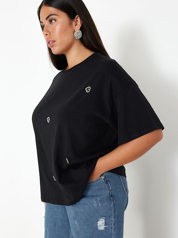 T-shirt Trendyol Curve en noir