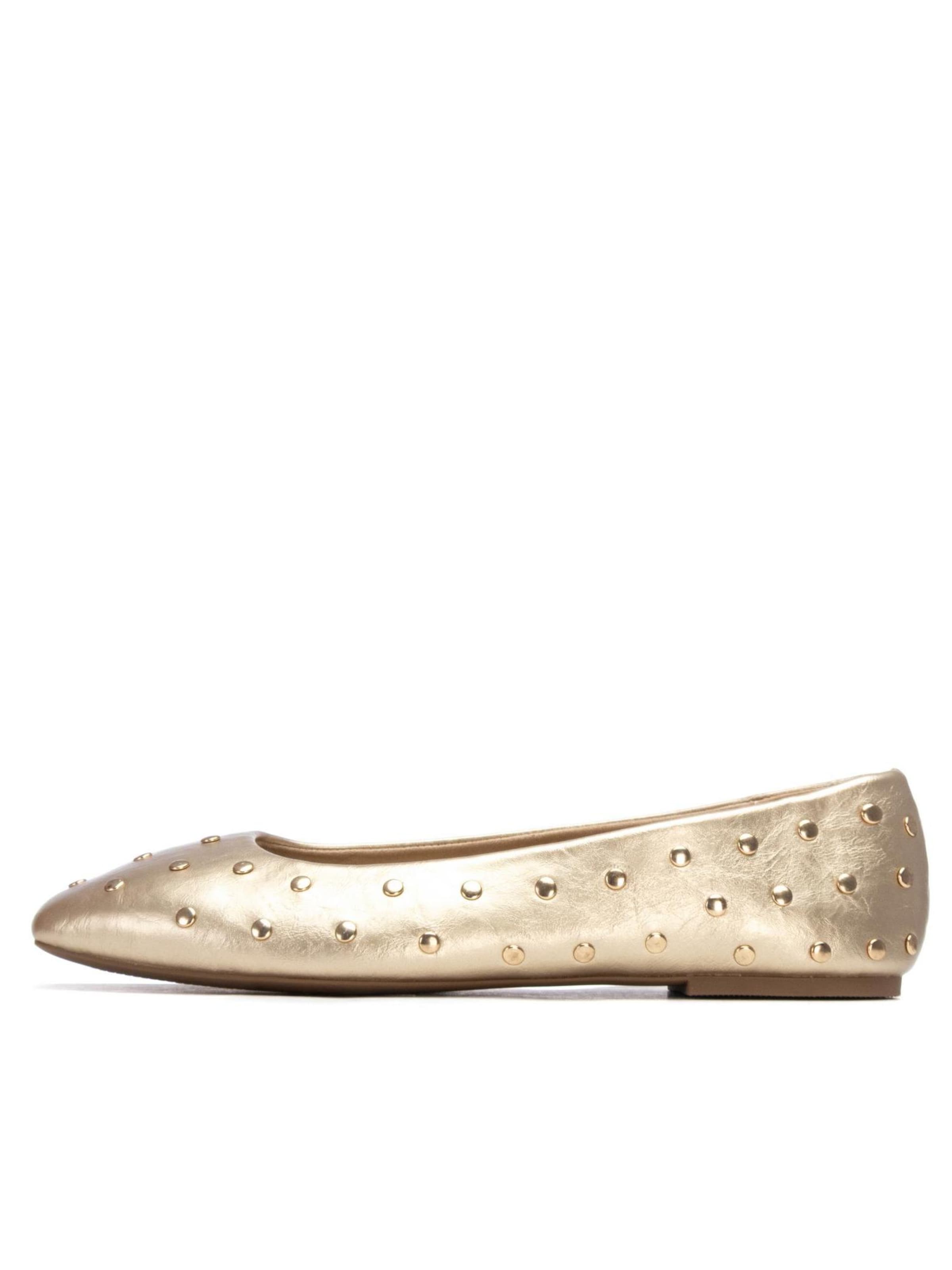 Xti Sandals in Gold: front