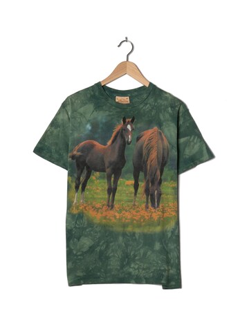 The Mountain Shirt in M in Green: front