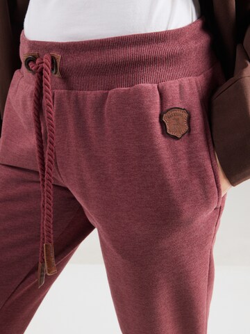 Effilé Pantalon naketano en rouge