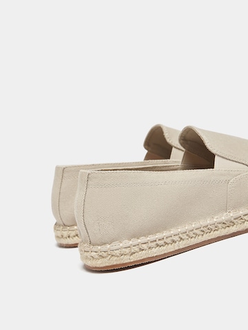 Pull&Bear Espadrilles - bézs