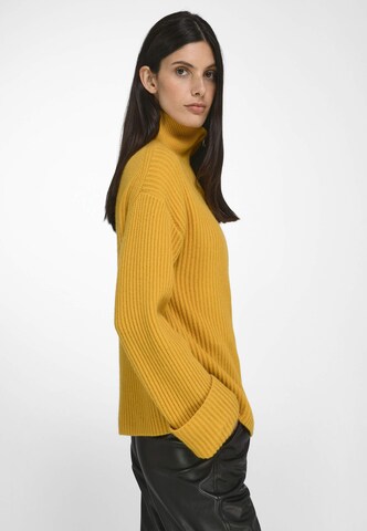 Laura Biagiotti Roma Strickpullover in Gelb