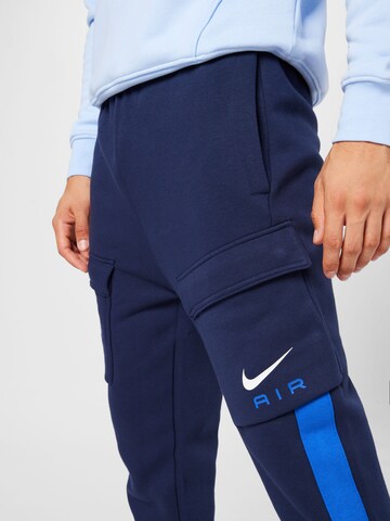 Nike Sportswear Ozke Kargo hlače | modra barva