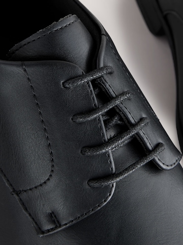 Scarpa stringata di Next in nero
