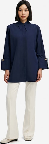 Touché Privé - Camiseta 'Poplin Shirt With Wide Cuff' en azul: frente