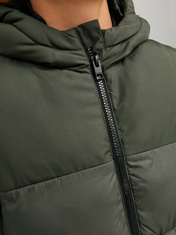 Jack & Jones Junior Winter jacket 'Chilli' in Green