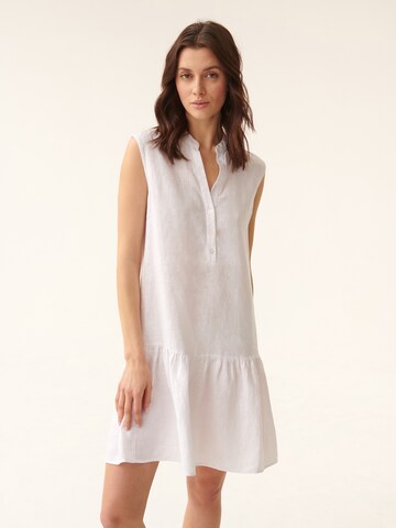 Robe-chemise 'SENCO' TATUUM en blanc : devant