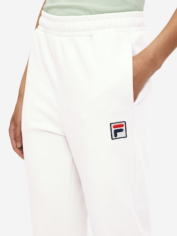 FILA Tapered Broek 'LUBNA' in Wit