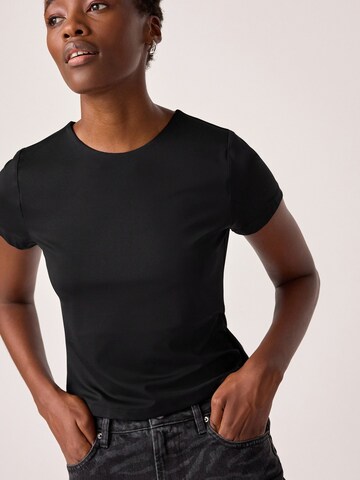 Next T-shirt i svart