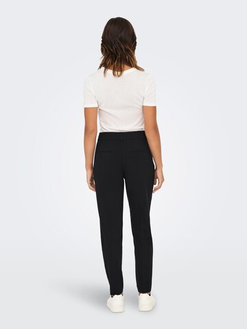 Slimfit Pantaloni chino 'ONLKYRA' di ONLY in nero