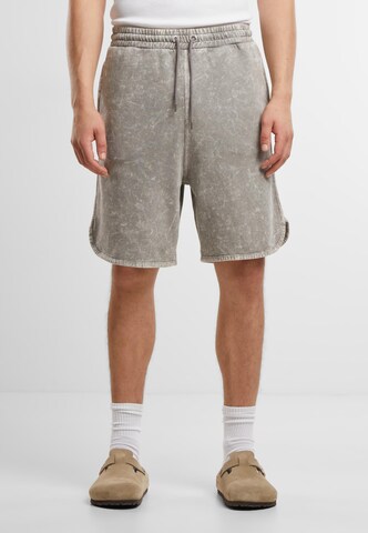 regular Pantaloni di Urban Classics in grigio: frontale
