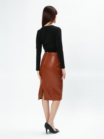 Influencer Skirt in Brown