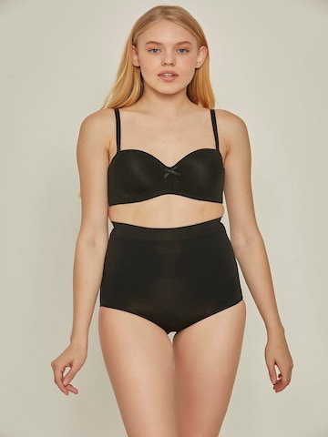 C&City Shaping slip in Black: front