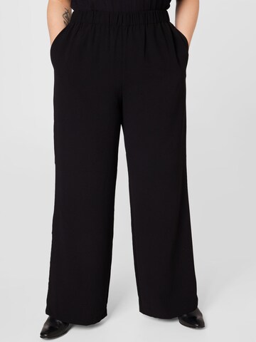 Selected Femme Curve Wide leg Pants 'Tinni' in Black: front