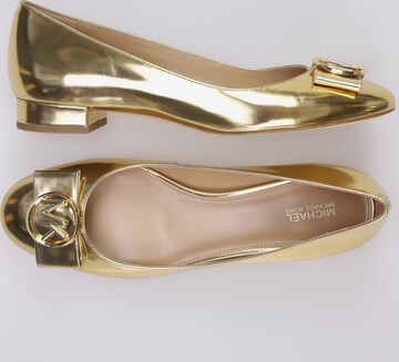 MICHAEL Michael Kors Flats & Loafers in 39,5 in Gold: front