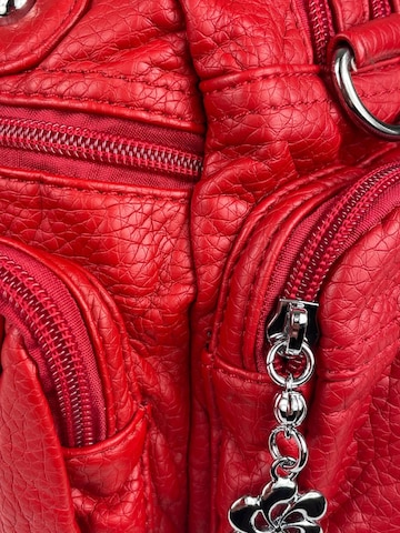 Kumixi Handbag in Red