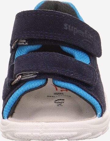 SUPERFIT - Sandalias 'FLOW' en azul