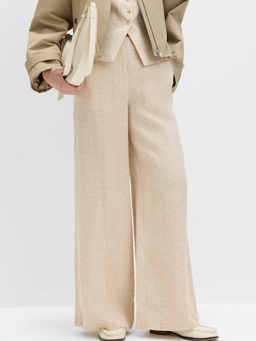 Wide leg Pantaloni di Marks & Spencer in beige