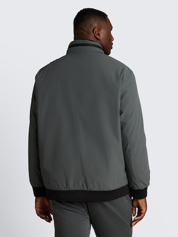 TOM TAILOR Men + Übergangsjacke in Grün