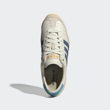Baskets basses 'Japan' ADIDAS ORIGINALS en blanc