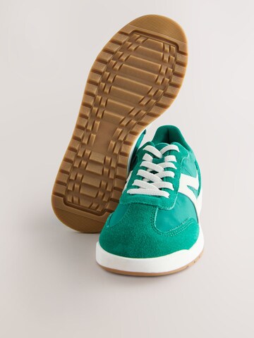 Next Sneaker in Grün