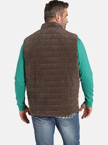 Charles Colby Vest in Brown