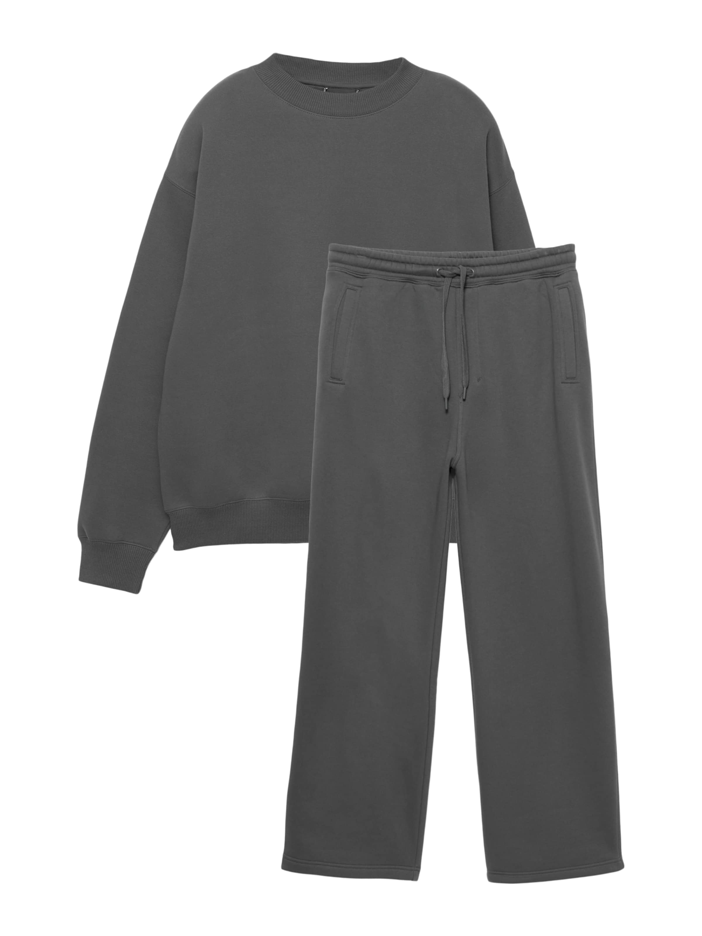 Trening de la Pull&Bear pe gri: față