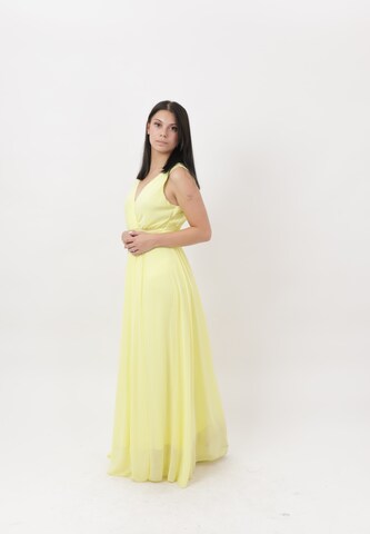 Elara Evening dress in Yellow