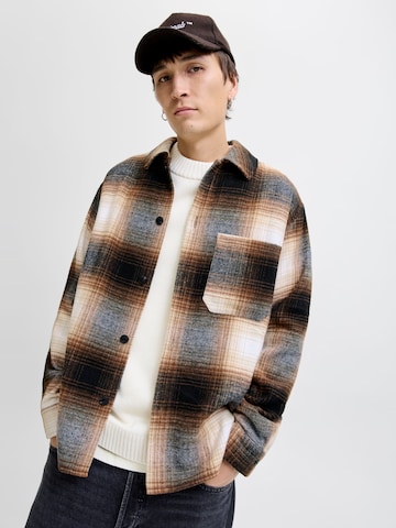 JACK & JONES Regular fit Button Up Shirt in Brown