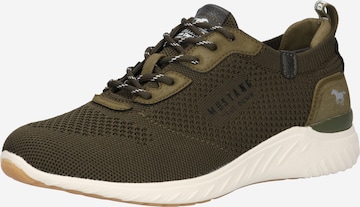 MUSTANG Sneakers low i grønn: forside