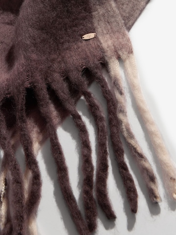 Lipsy Halsduk i brun