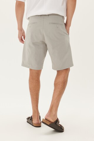 Regular Pantalon chino 'Thomas' Matinique en gris