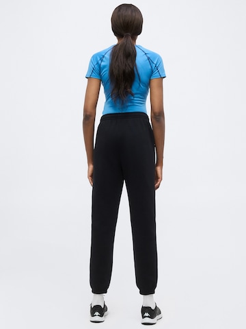 UNDER ARMOUR Дънки Tapered Leg Спортен панталон 'Rival' в черно