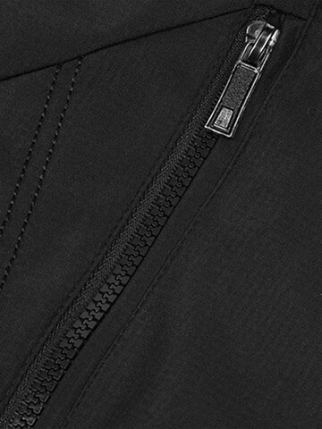 Youthup Between-Season Jacket in Black