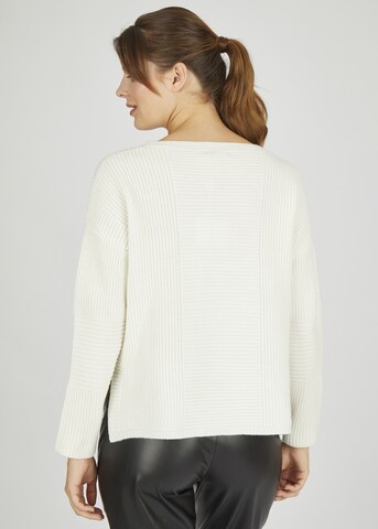 eve in paradise Sweater in White