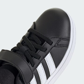 ADIDAS SPORTSWEAR Sneakers 'Grand Court 2.0' in Zwart