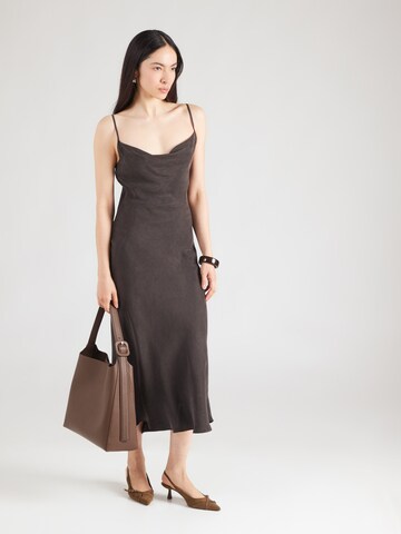 GUESS - Vestido 'AKILINA' en negro: frente